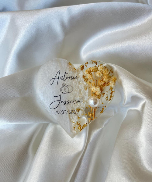 Rustic Wedding Magnet Favor - Personalized Name & Date Keepsake