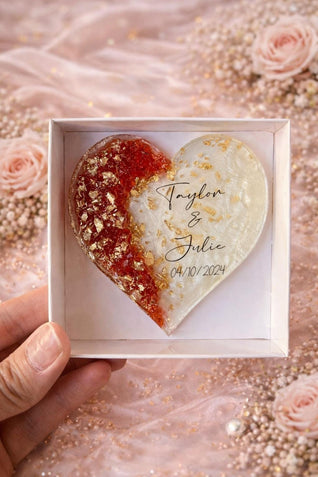 Red Personalized Wedding Magnet Favor - Custom Couple Name Souvenir