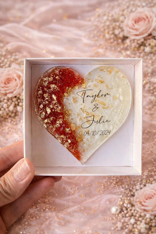 Red Personalized Wedding Magnet Favor - Custom Couple Name Souvenir