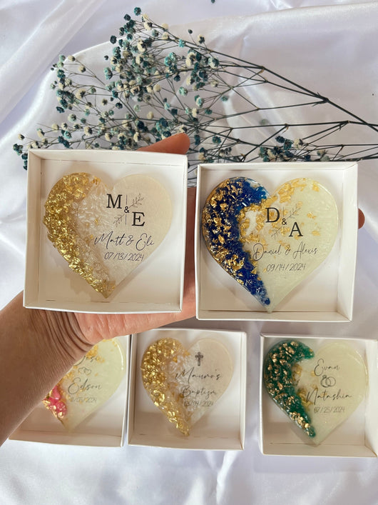 Red Personalized Wedding Magnet Favor - Custom Couple Name Souvenir