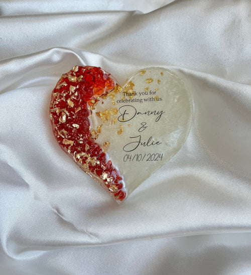 Personalized Epoxy Wedding Party Favor Magnets for Guests