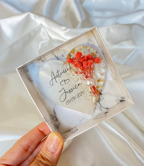 Personalized Dried Flower Wedding Magnet - Engagement & Bridal Shower Favor