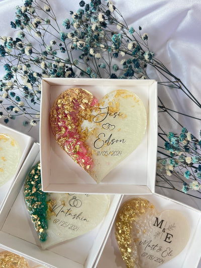 Personalized Wedding Favor Magnets for Guests – Epoxy Keepsake (Boxed or Unboxed)