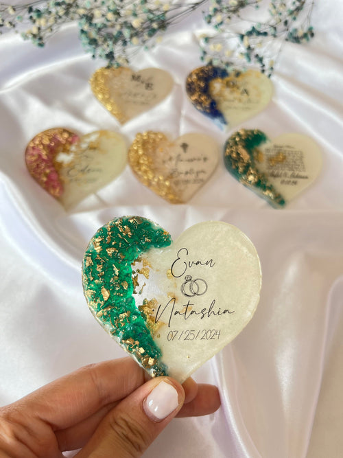 Personalized Epoxy Wedding Party Favor Magnets for Guests