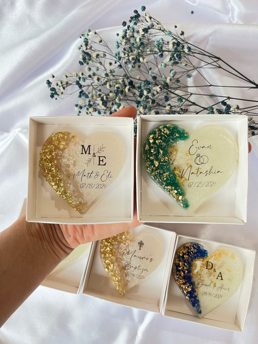 Personalized Wedding Favor Magnets for Guests – Epoxy Keepsake (Boxed or Unboxed)