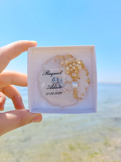 Personalized Wedding Epoxy Magnet Favors – Set of 25 for Guests