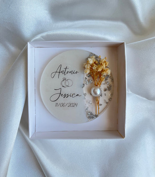 Dried Flower Wedding Fridge Magnet - Personalized Engagement Favor