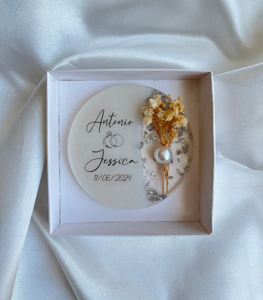 Dried Flower Wedding Fridge Magnet - Personalized Engagement Favor