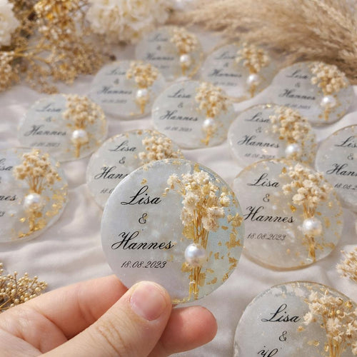 Personalized Epoxy Magnet Favor with Gift Box – Wedding & Party Guest Favor